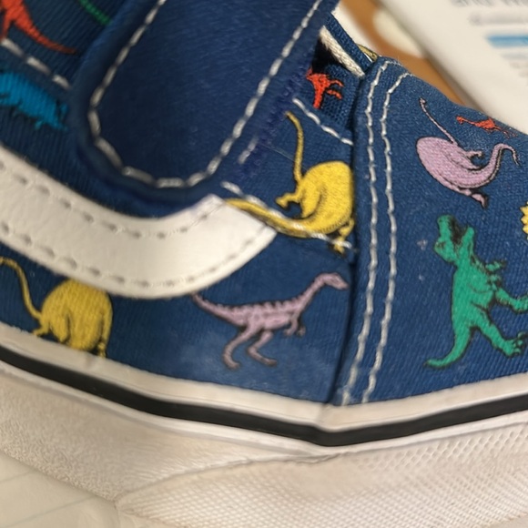 Vans Kids Dino Old School V Velcro Sneakers Size 3 - Picture 9 of 10